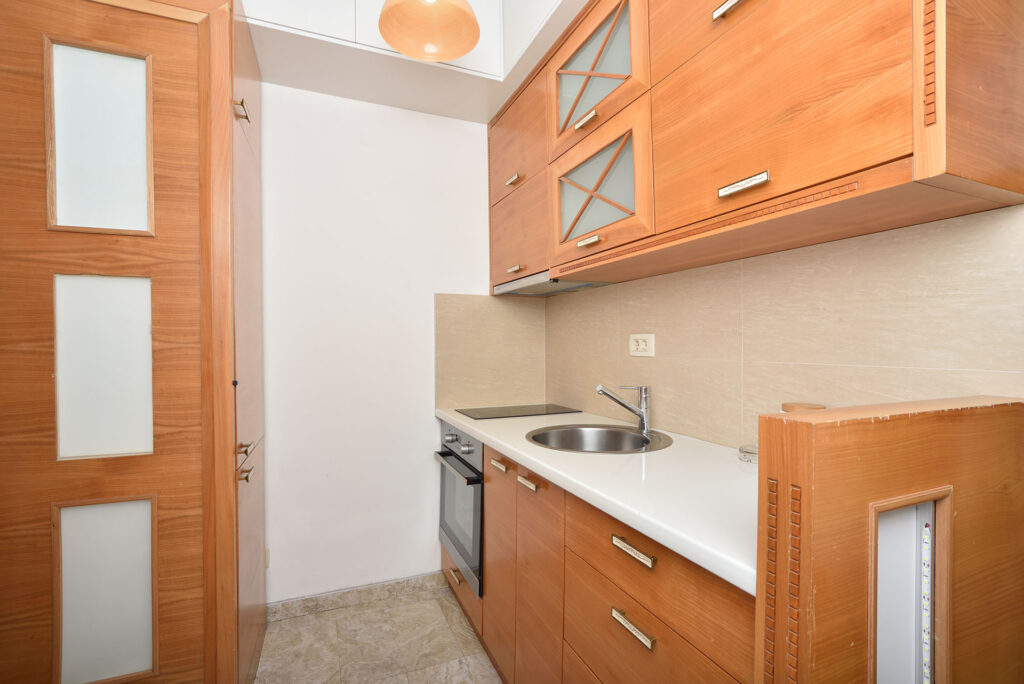 alibi1 21 trpezarija 1078