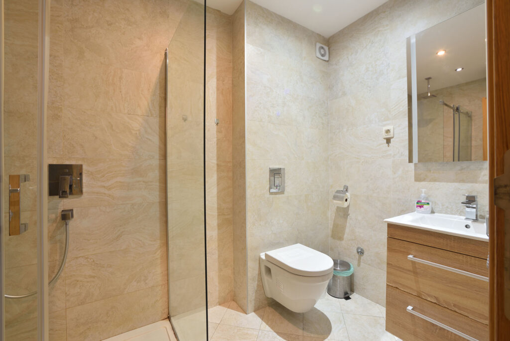 alibi1 34 toalet 1119