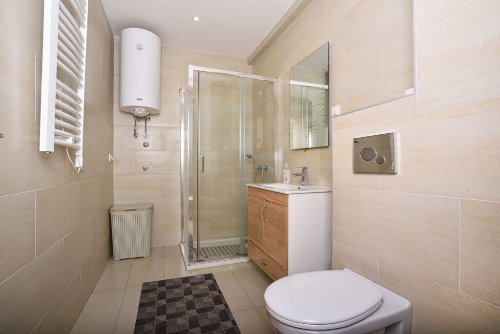 alibi2 18 toalet 0879